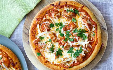 Chicken Tikka Masala Pizza Fusion At Its Best Fmt