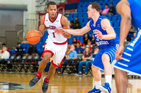 Gallery: Men’s Basketball v. MTSU – UNIVERSITY PRESS