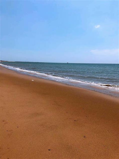 辽宁东戴河赏海度假村，吹着海风，看海天一色，观潮起潮落。