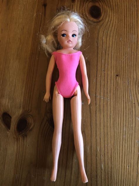 VINTAGE SINDY DOLL Blonde Hair X PicClick UK