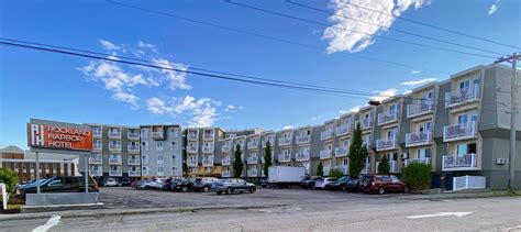 Rockland Harbor Hotel In The Heart Of Midcoast Maine