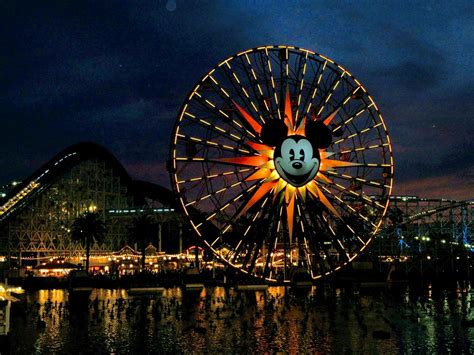 Dreaming of Paradise : r/Disneyland