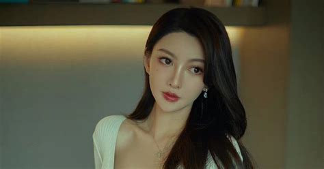 T Nh Tin N C A Hu Nh Hi U Minh Hot Girl N Ng B Ng V Gi Ng Angelababy B O D N Tr