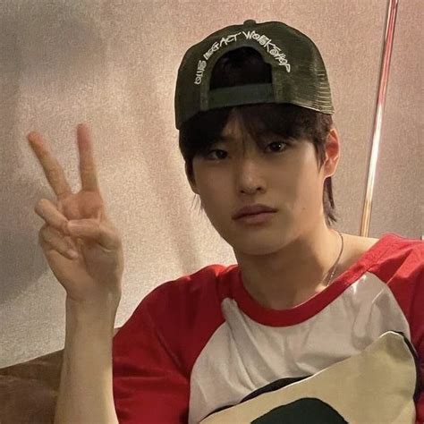 Hot Korean Guys Cutie Patootie Boy Crush