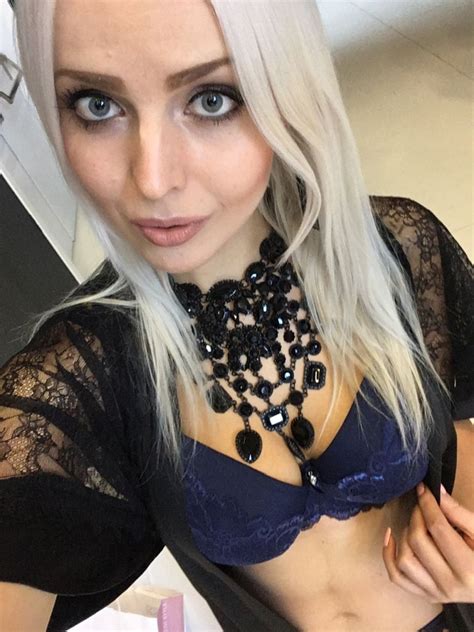 Stylish Blonde Vii Salon Bielizny W Odzi Relacja Modelki Hostessy Lingerie Fair For Autumn