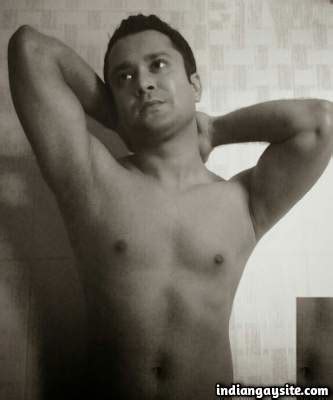 Posing Horny Hunk Teasing His Big Ass Nude Indian Gay Site