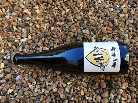 Bi Re Blonde Cl Cl Microbrasserie Mary Malty Locavor Fr