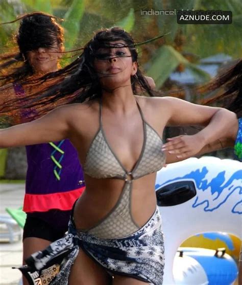 DRONA NUDE SCENES AZNude