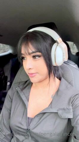 Yasmina Khan Special Onlyfans Porn Streams Pack Section