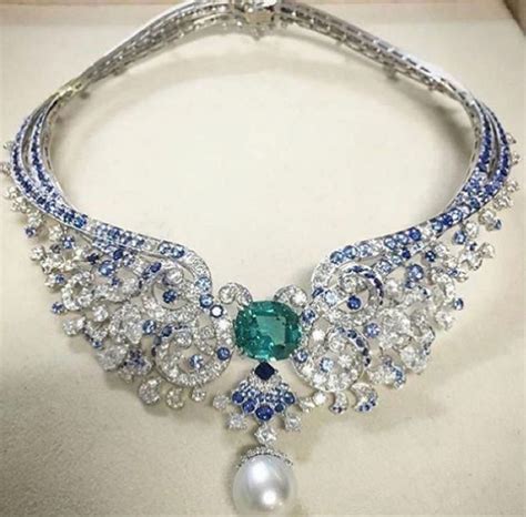Pin by Teresa Dague on Emeralds | Fabulous jewelry, Jewelry, Beautiful ...