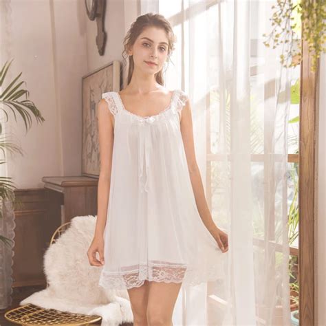 Hot Sale Sleepwear Female V Neck Homewear Sexy Pink Lace Nightdress Summer Nightgown Sexy