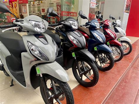 Giá Xe Máy đồng Loạt Giảm Sâu Honda Vision Thấp Nhất Kể Từ đầu Năm