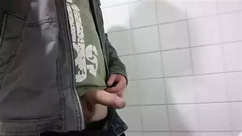 Free Public Wc Gay Porn Videos XHamster