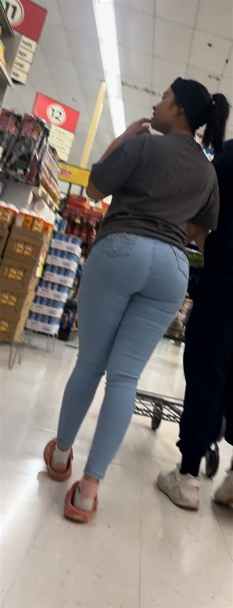 Juicy Latina In Tight Jeans Forum