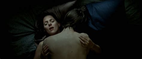 Nude Video Celebs Klara Issova Nude Grandhotel 2006