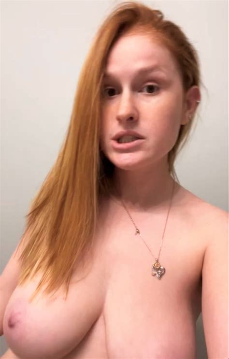 More Nude Amateur Posers And Selfies