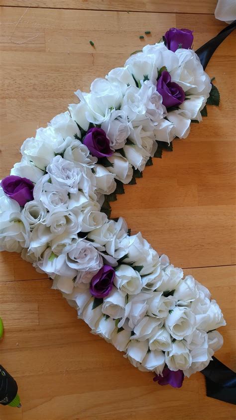 Pin By Syndi Kanzler On Horse Show Garlands Show Horses Garland Lei