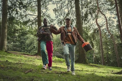 Sex education as curiosidades sobre a série da Netflix ELLE Brasil