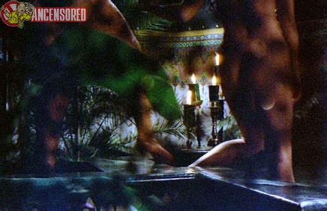 Naked Erica Creer In Circle Of Iron