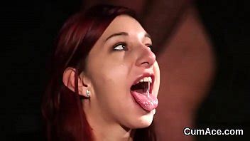 Foxy Hottie Consigue Corrida En Su Cara Trag Ndose Toda La Carga Xvideos