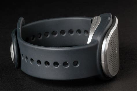 Healbe GoBe review: the World's 1st Auto Calorie Counter Works ...