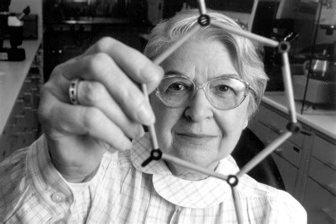 stephanie kwolek  chemist  invented kevlar  transformed