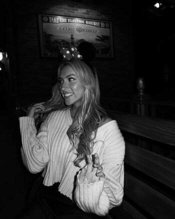 Clara Gomez Claraatwork Claragomezz Leaked Nude OnlyFans ShemaleLeaks