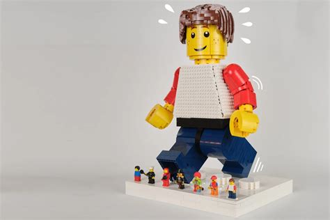 Lego Ideas Maxi Minifigure