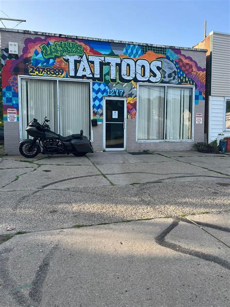 lucky's tattoo northampton 9