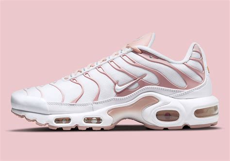 Nike Air Max Plus Pink White Dm2362 101