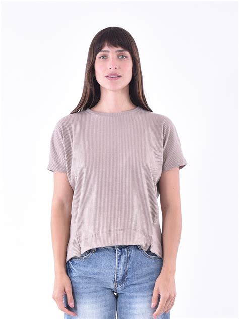 Remera Teresa Nude Guapa
