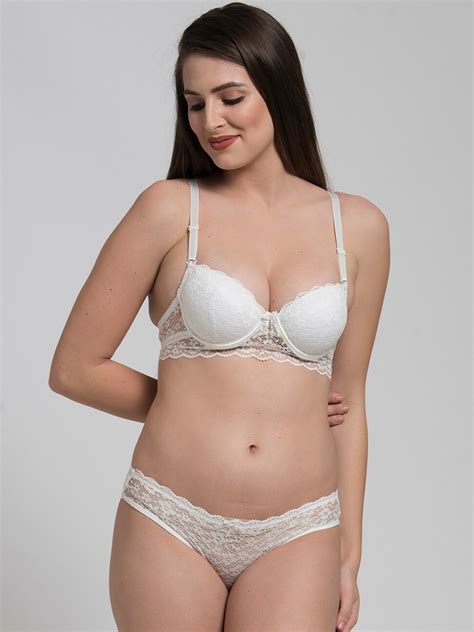 Buy MAKCLAN Self Design Lightly Padded Underwired Lingerie Set Lingerie Set For Women