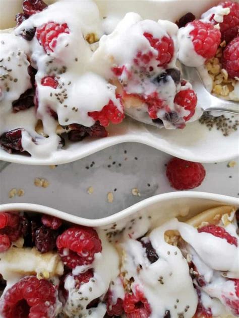 Insanely delicious banana split breakfast - Amazeballs Recipes