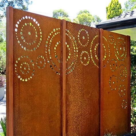 Corten Screen Gn Sp 124 Circle Patterned Steel Panel Gnee Garden