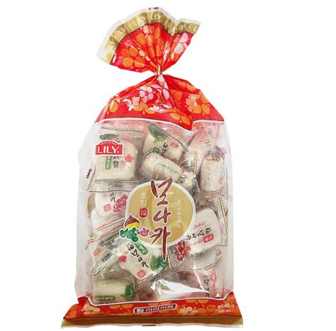 lily food assorted korea traditional snack monaka