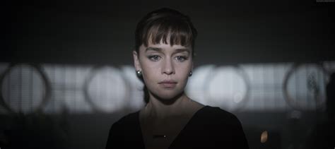 2048x1536 resolution | women's face, Solo: A Star Wars Story, Emilia ...