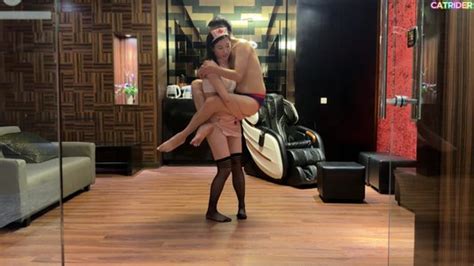 Shoulder Riding Porn Tube Video Clips Clips4sale