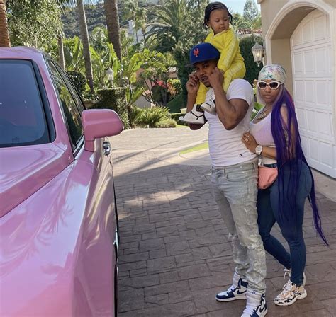 Nicki Minaj S Husband Kenneth Petty Takes Updated Sex Offender Registry Photo After Completing