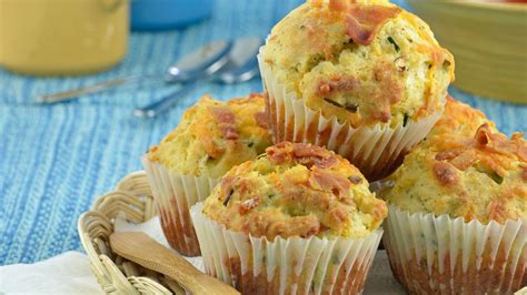 Pizza Muffins Rezept F R Den Herzhaften Picknick Snack