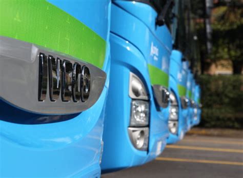 Iveco Bus Fornir Veicoli A Sotra Azienda Della Costa Davorio