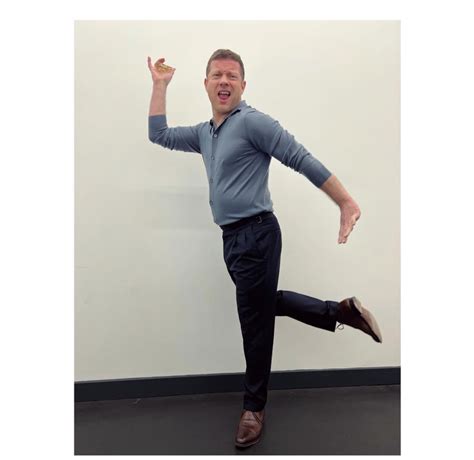 Dermot OLeary 2023 – Net Worth, Wife, Salary, Tattoos, Cars, and more