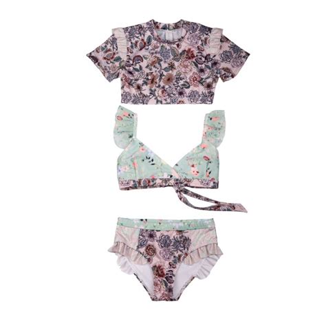 6 Hot Sexy Sophie Valentine Bikini Pics