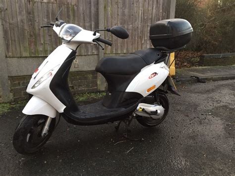 Moped Scooter For Sale Piaggio Zip 50CC 2 Stroke In Stockport