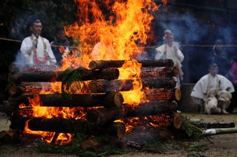 天狗の火渡り2016 柴燈護摩（さいとうごま）神事｜eosで撮る風景写真