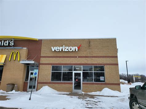 Amery, Wisconsin: Verizon Store
