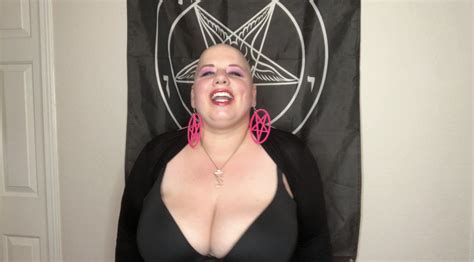 Venus Valentine Mothership Topless Head Shaving With Bald Babe Venus Valentine