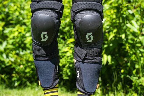 knee pads mountain bike oluwaolujoba