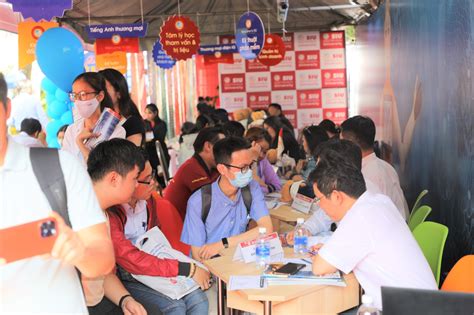 U L Nh Ng Ng Nh H C Hot V D Xin Vi C Nh T Hi N Nay Tr Ng I H C T Th C Qu C T S I