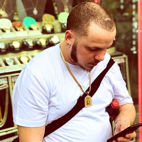 Bobby Whitlock's Rise to Fame: The Untold Story Behind the Bassist 16