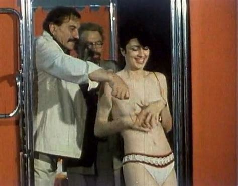 Naked Saska Karan In Idi Mi Dodji Mi